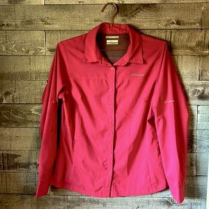 COLUMBIA collared button down Omni Shade long sleeve